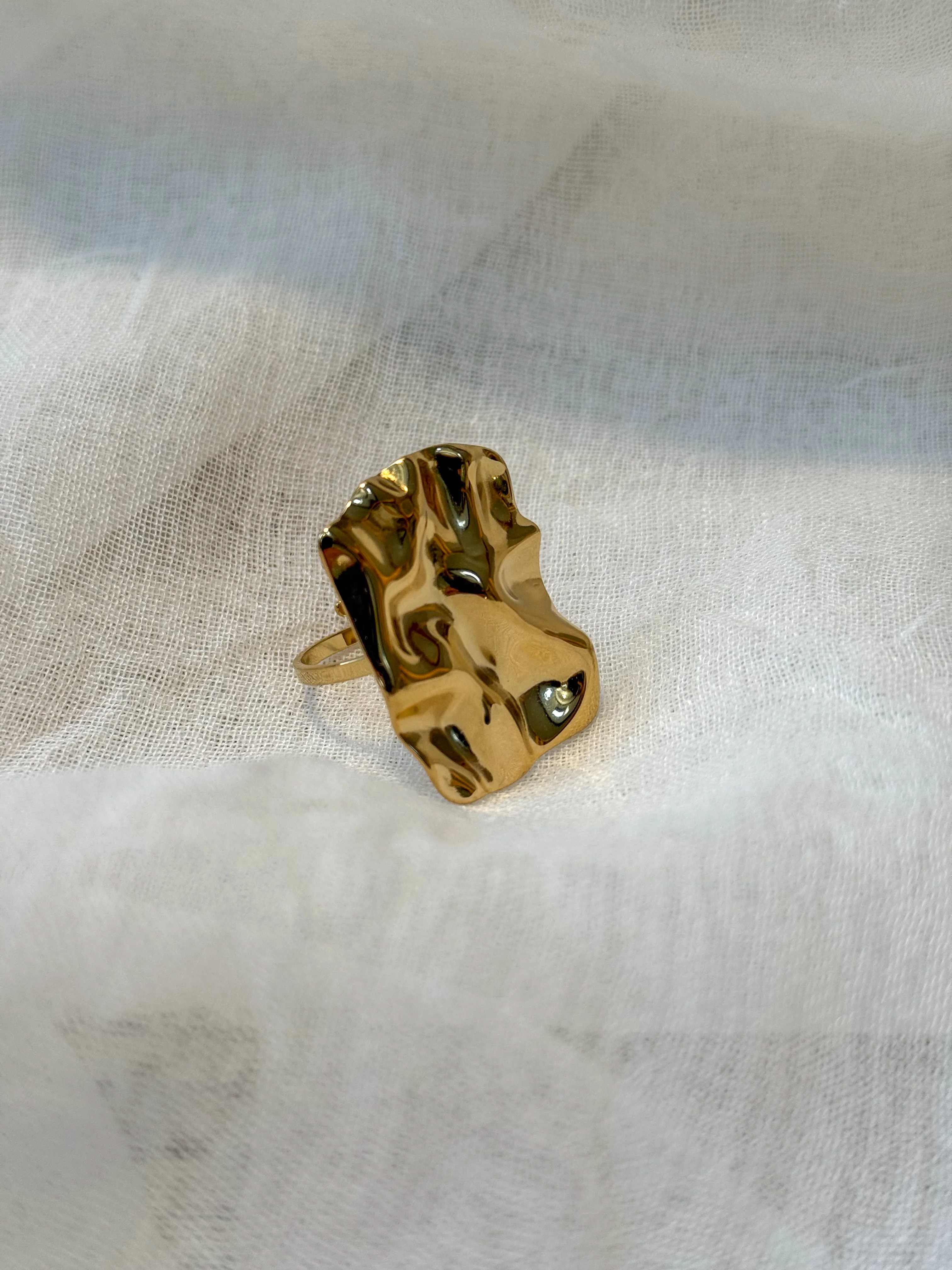 Ring Manon